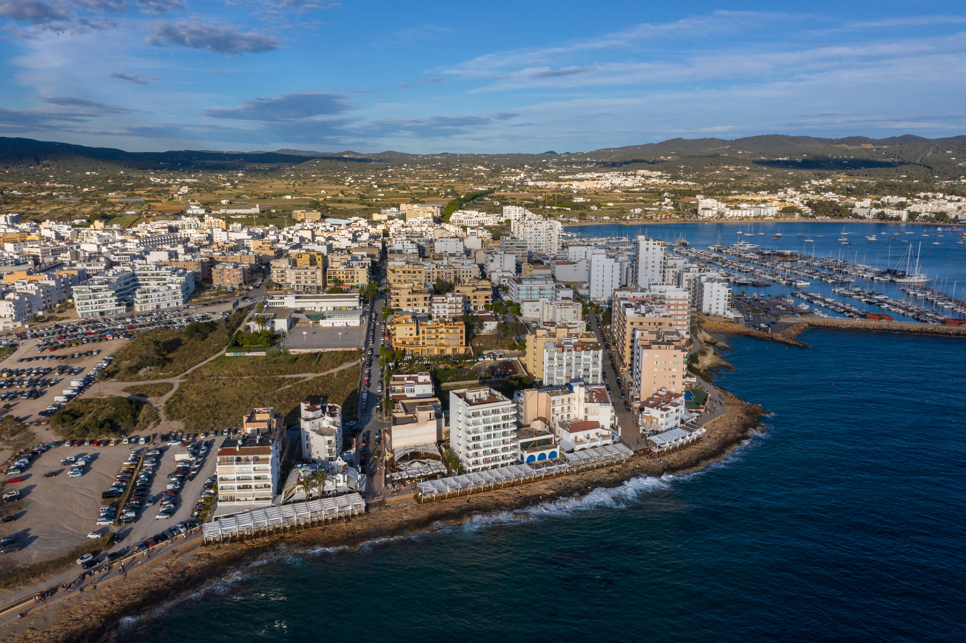 巴黎心脏上的绿洲:圣路易岛,穿越历史的浪漫漫步  98 在巴黎这座光