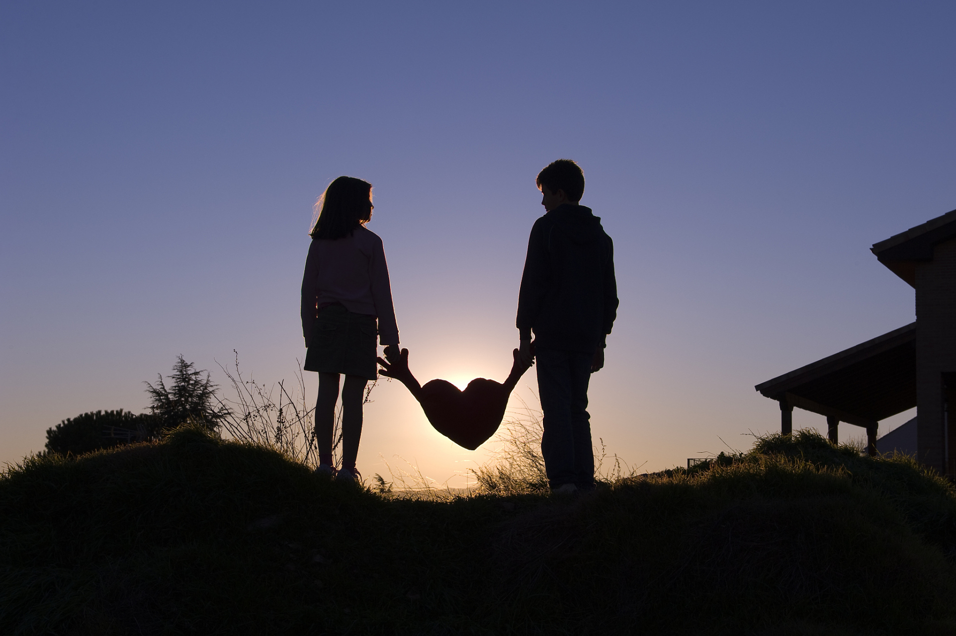 今天遇见一个很有意思的问题: 一个人,微信给你转