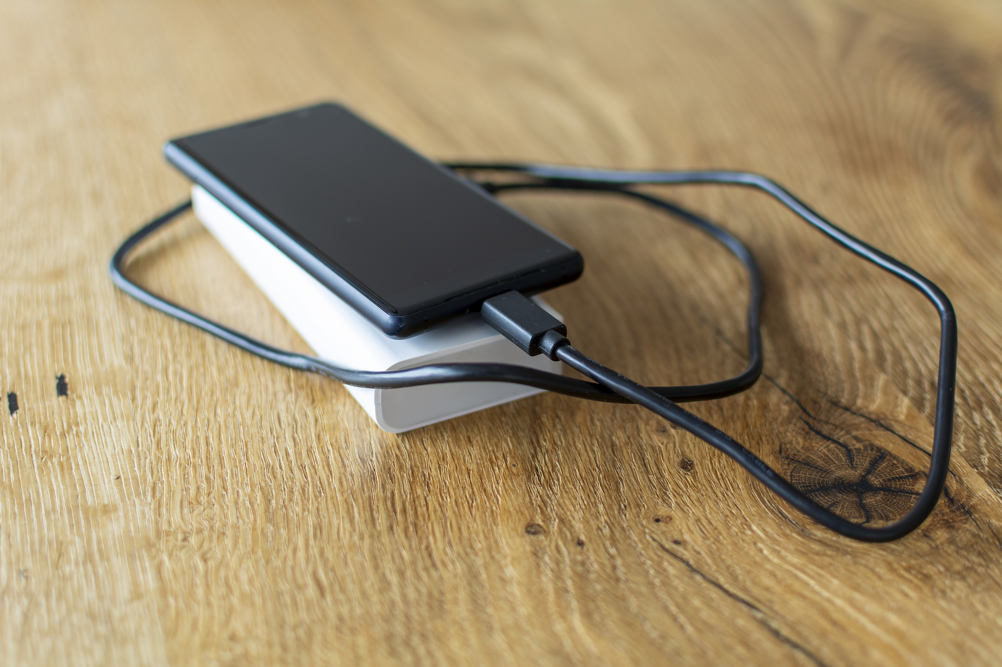 移动电源成为科技生活必备良伴!