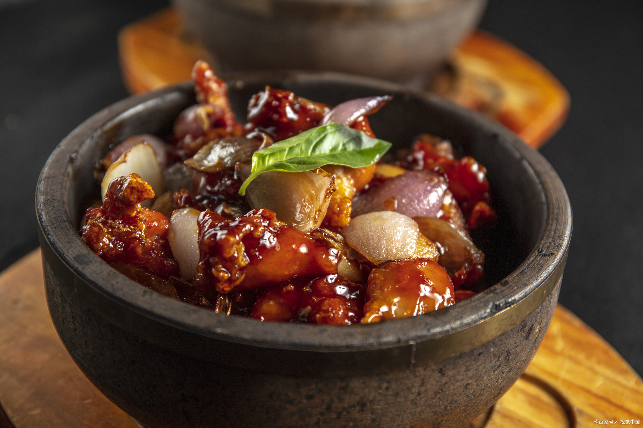 江西九江几十年的老字号餐厅,吃江西菜十大名菜之三杯鸡