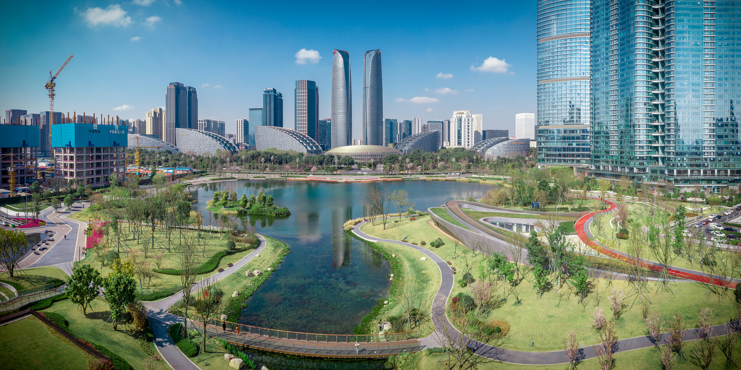 你好,最近看到好几个成都房产自媒体在讨论,成都天府新区可能会凉凉