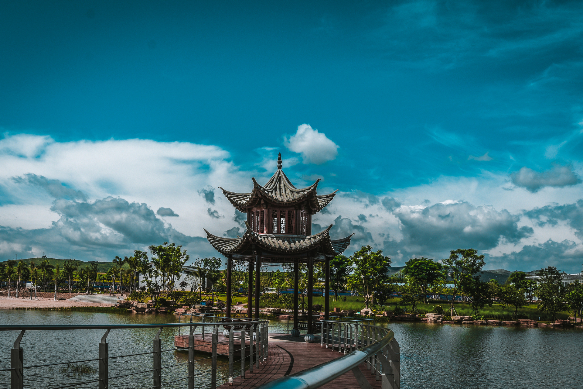 开远县,云南省红河州,拥有丰富的自然和文化资源.