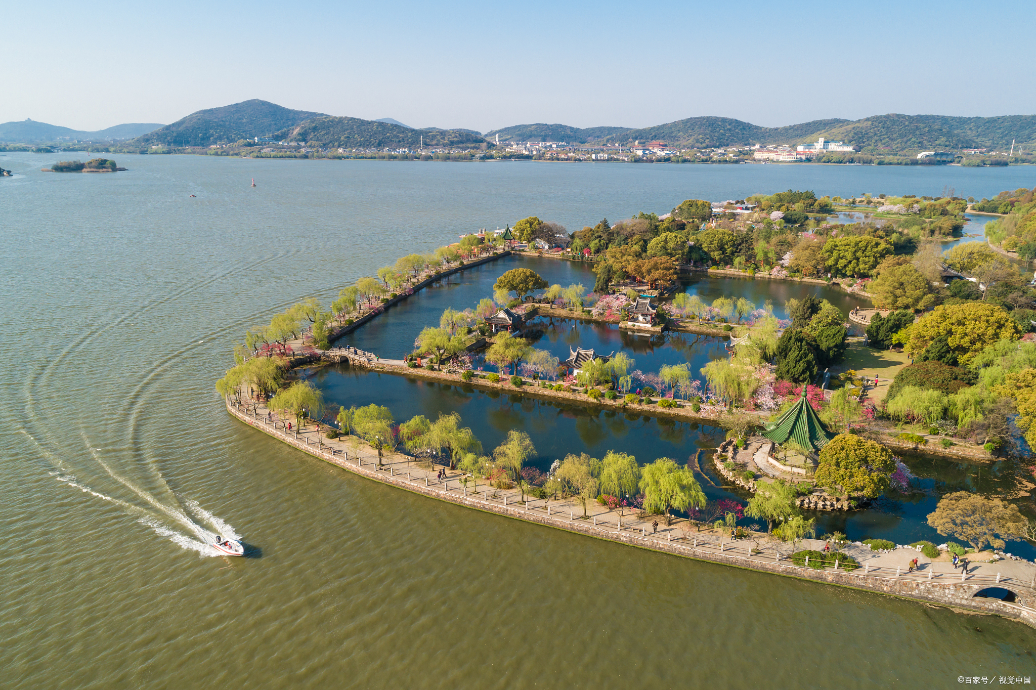 苏州金鸡湖最著名,桃花岛月光码头,依山傍水度假休闲必选胜地!