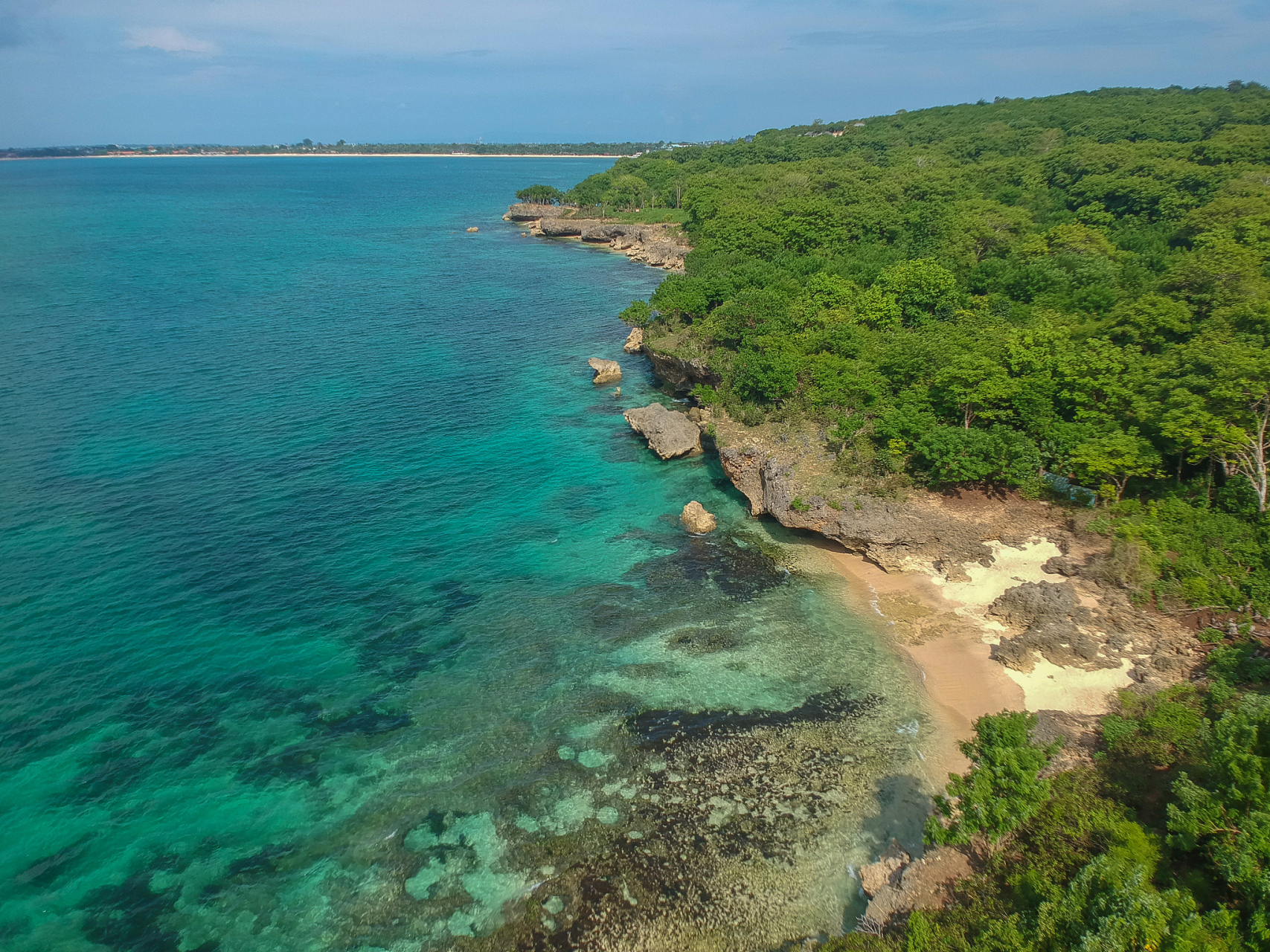 (barbados) ,位于东加勒比海小安的列斯群岛最东端,为珊瑚石灰岩海岛