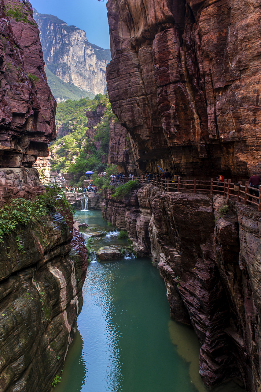 太行山大峡谷地处晋豫两省交界,位于山西省长治市东南部,南太行的东麓