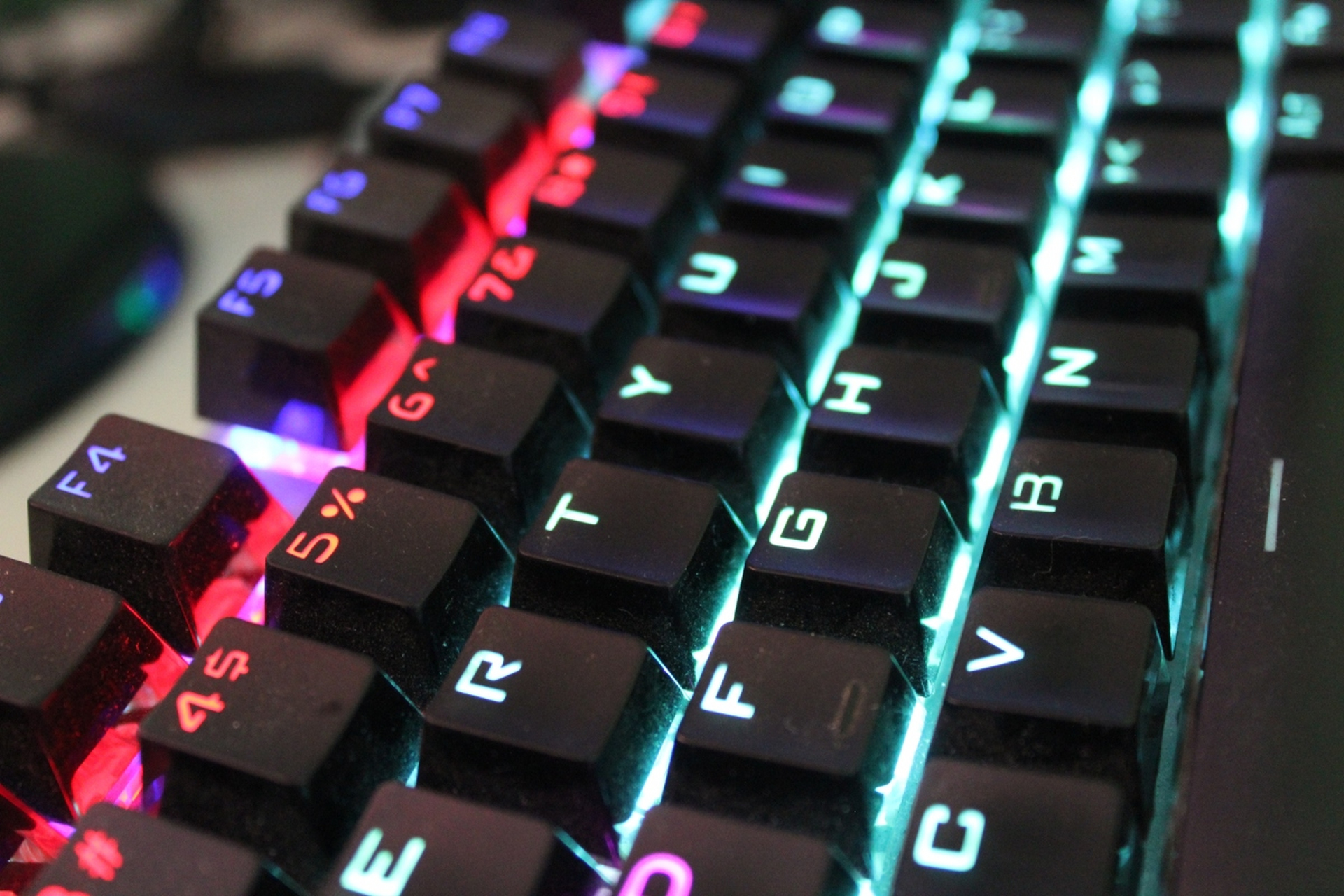 惠普(hp) gk400机械键盘,是一款拥有独特外观设计和优秀功能的键盘.