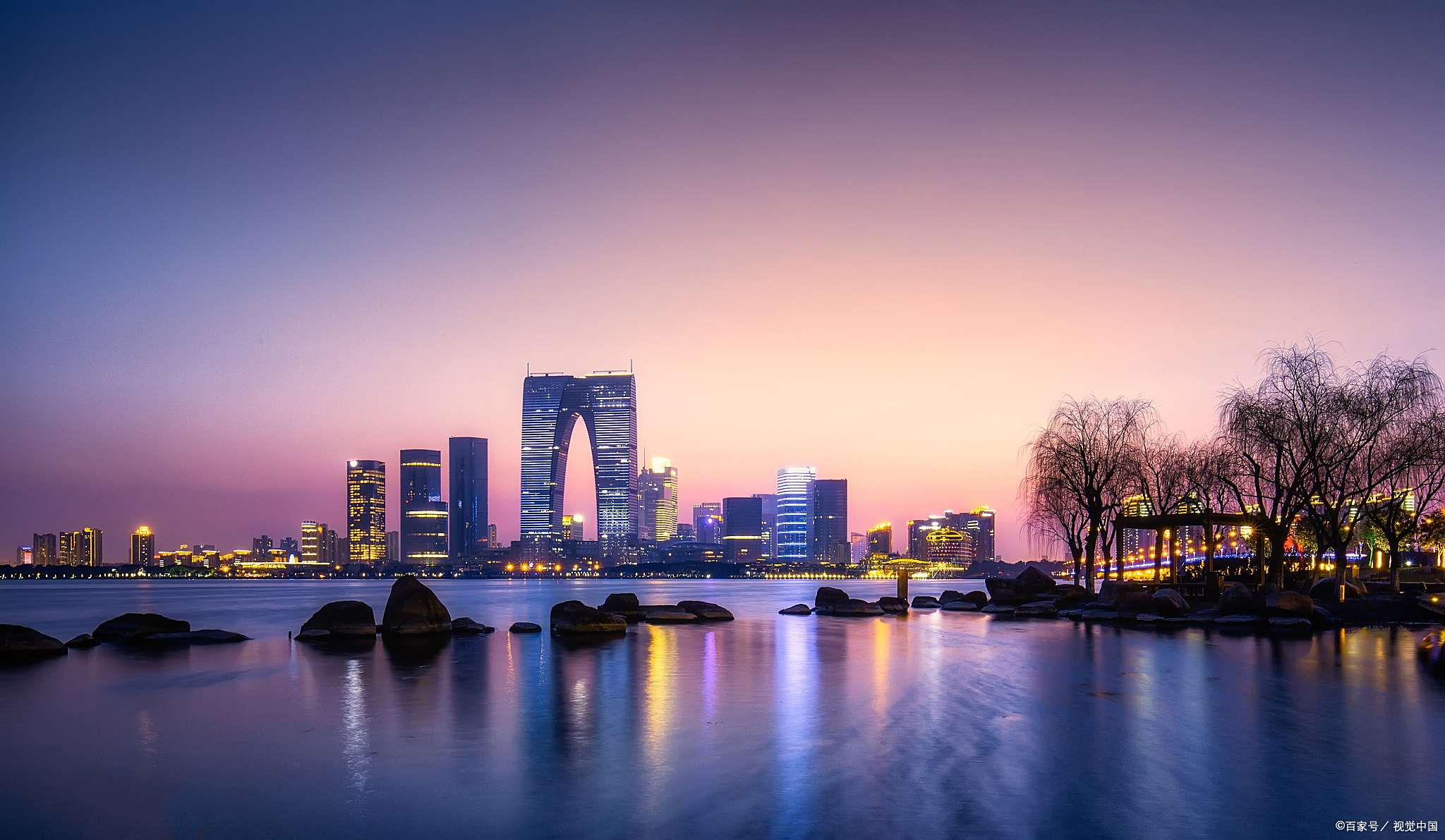 苏州金鸡湖夜景,现代与自然融合的绝景!