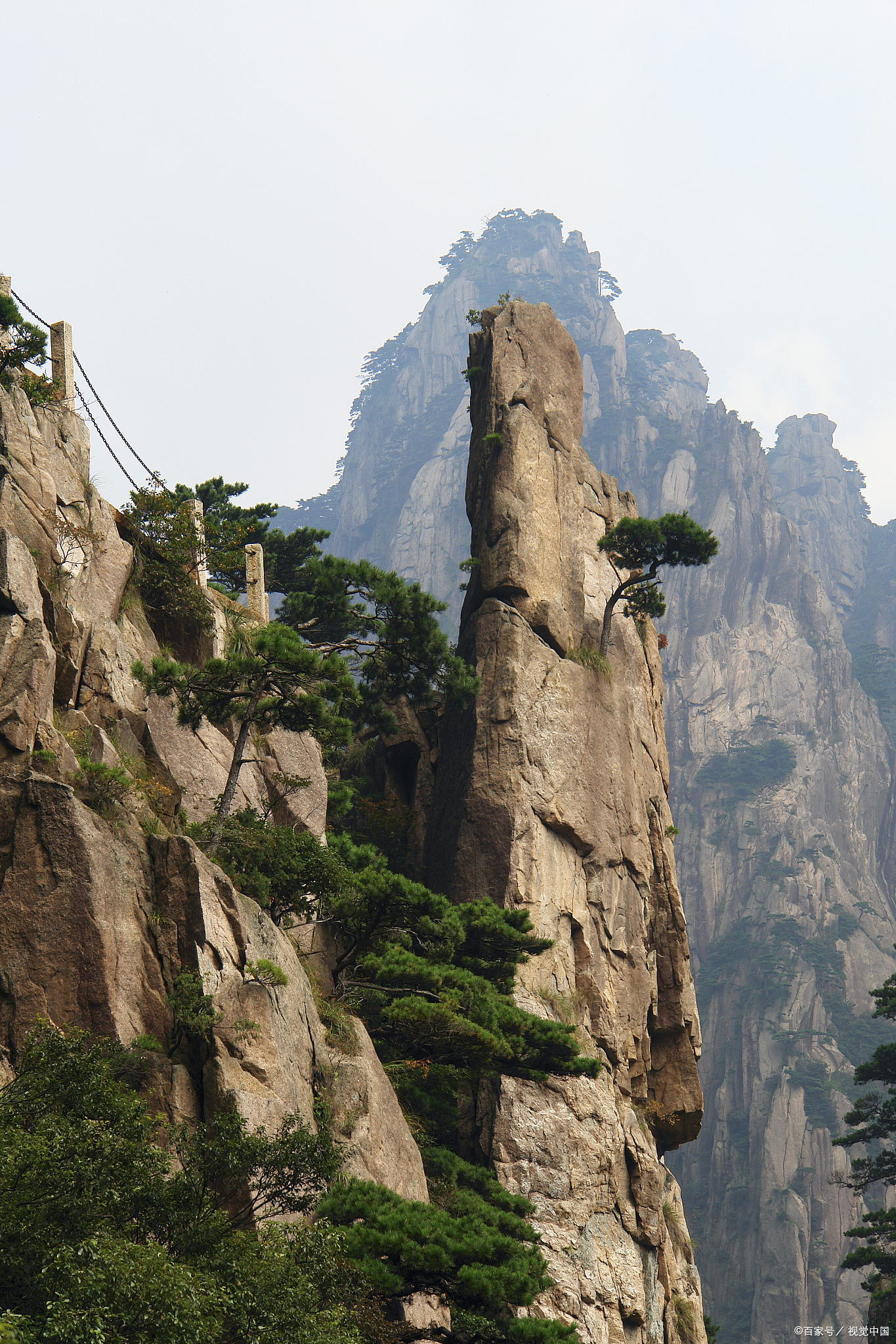 嵖岈山风景区,宛如一颗镶嵌于中原大地的璀璨明珠,闪耀着无与伦比的