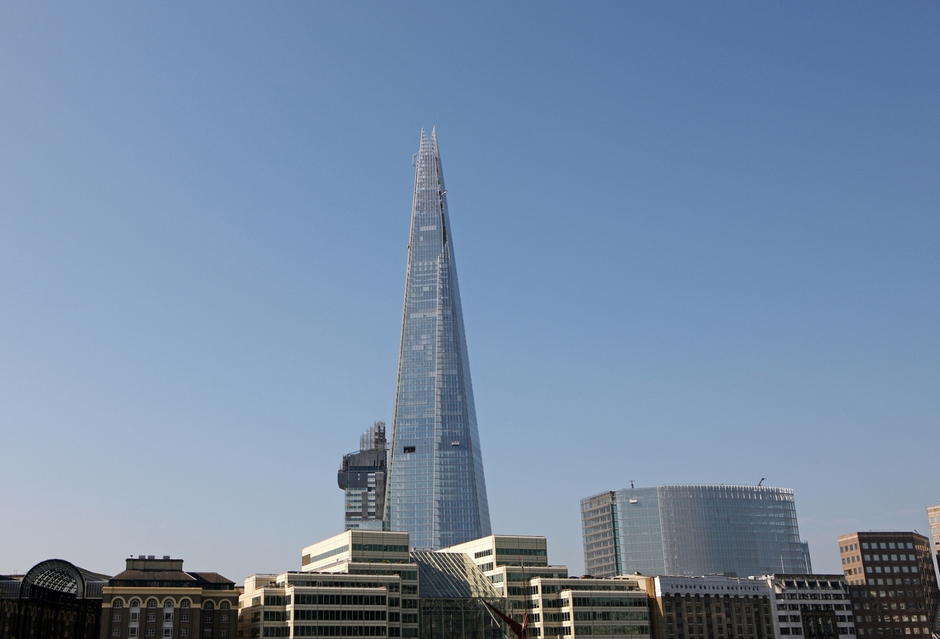 伦敦碎片大厦:云端之上的英伦之旅,美食与奢华并蓄