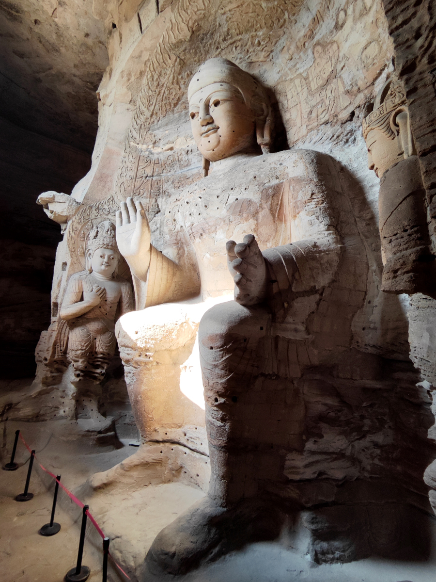 陕西·榆林   榆林万佛洞,是一处充满神秘与庄严的佛教圣地,以其洞内