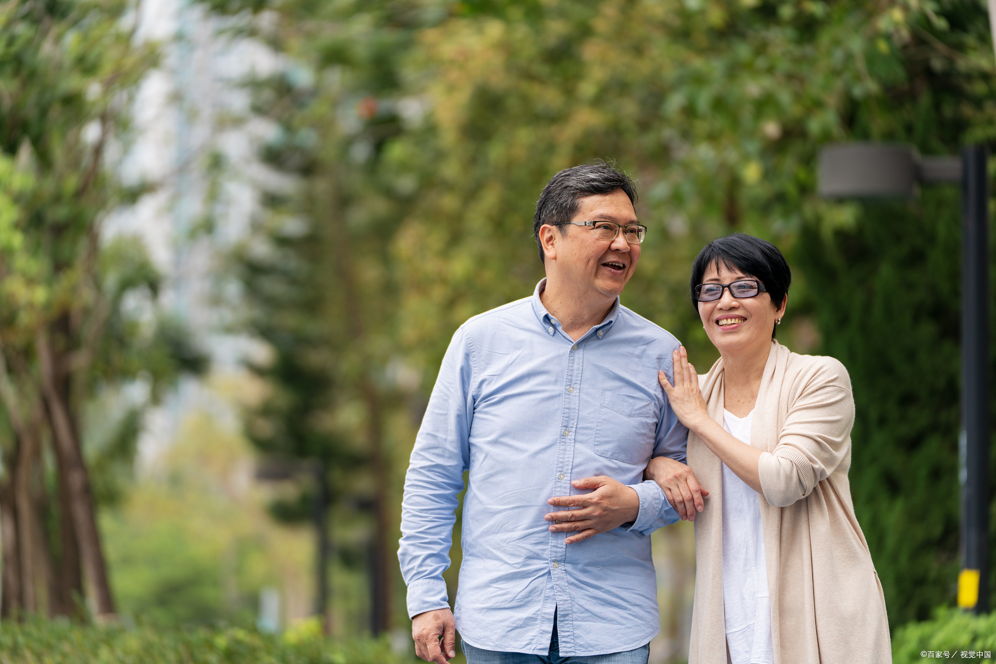 老年夫妻离婚图片