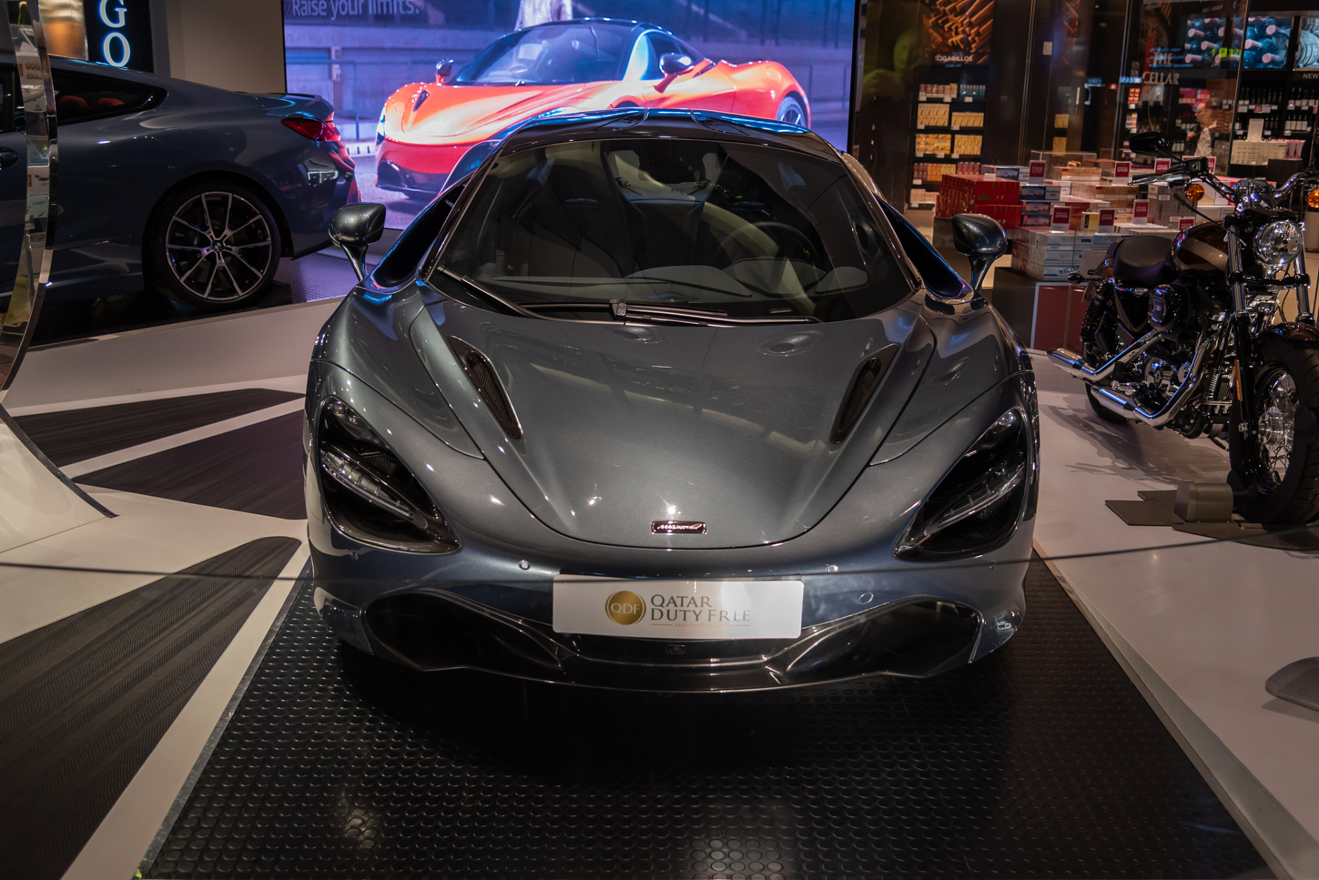 迈凯伦artura,一款旗舰级超跑,敢于挑战新时代的创新高峰.