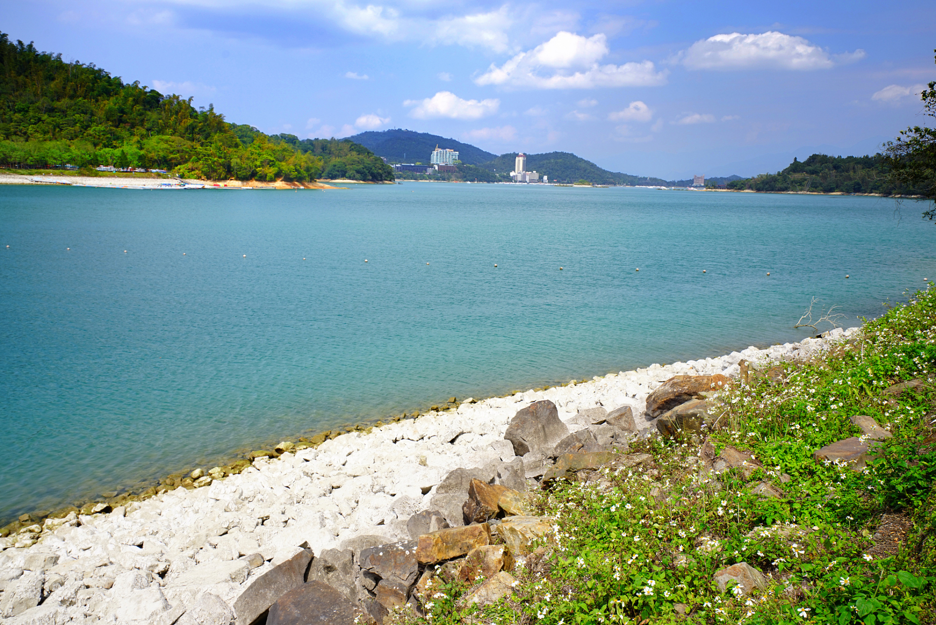 说起千岛湖,其中的梅峰岛一定不能错过,梅峰岛是整个千岛湖景区观湖