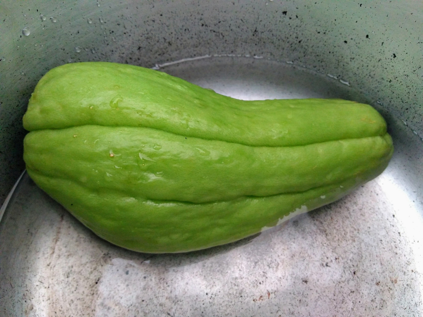 [原文:凉拌佛手瓜怎么做更好吃]