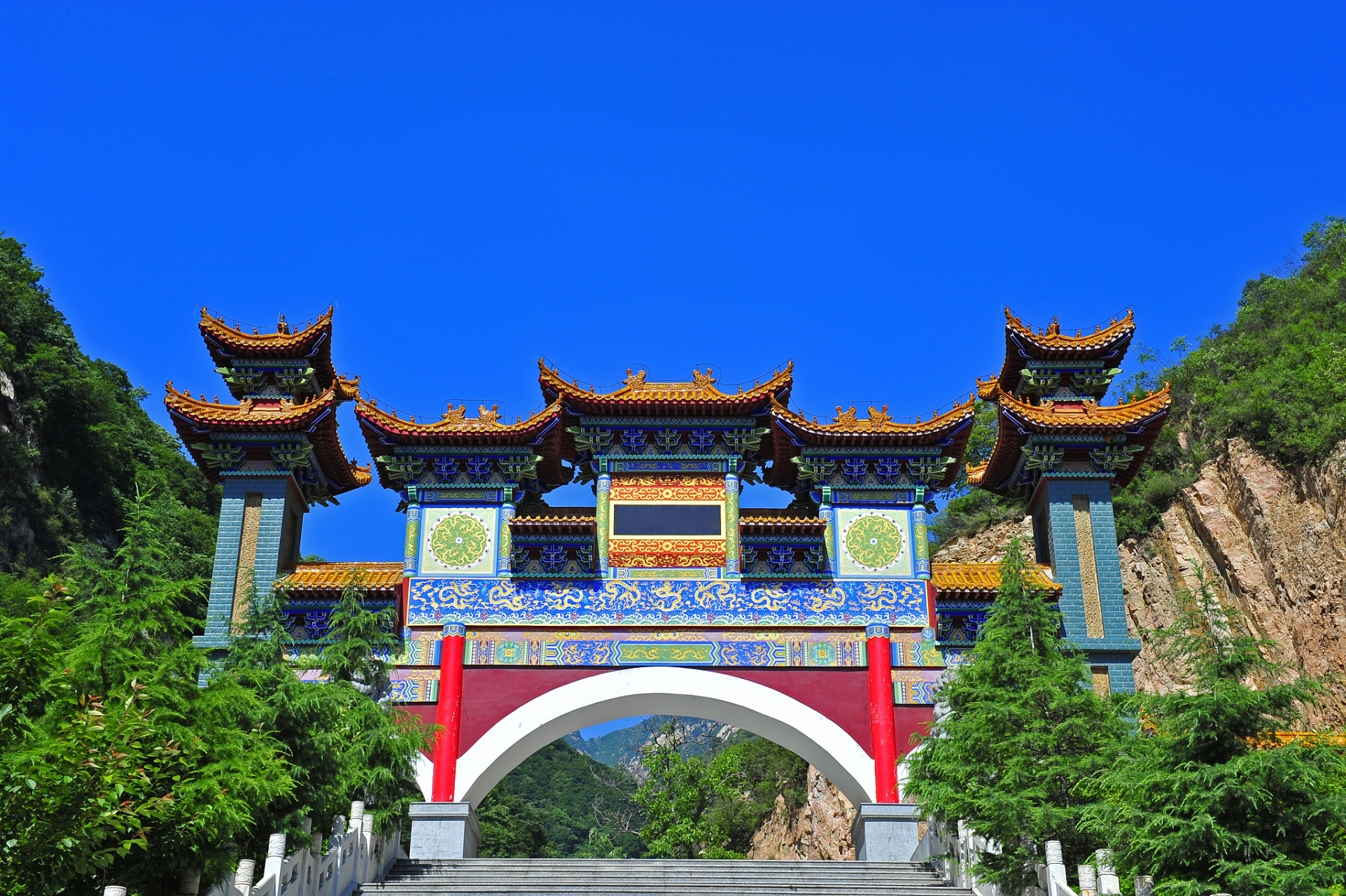 心定西再出发#定西市陇西仁寿山森林公园位于甘肃省定西市陇西县境内