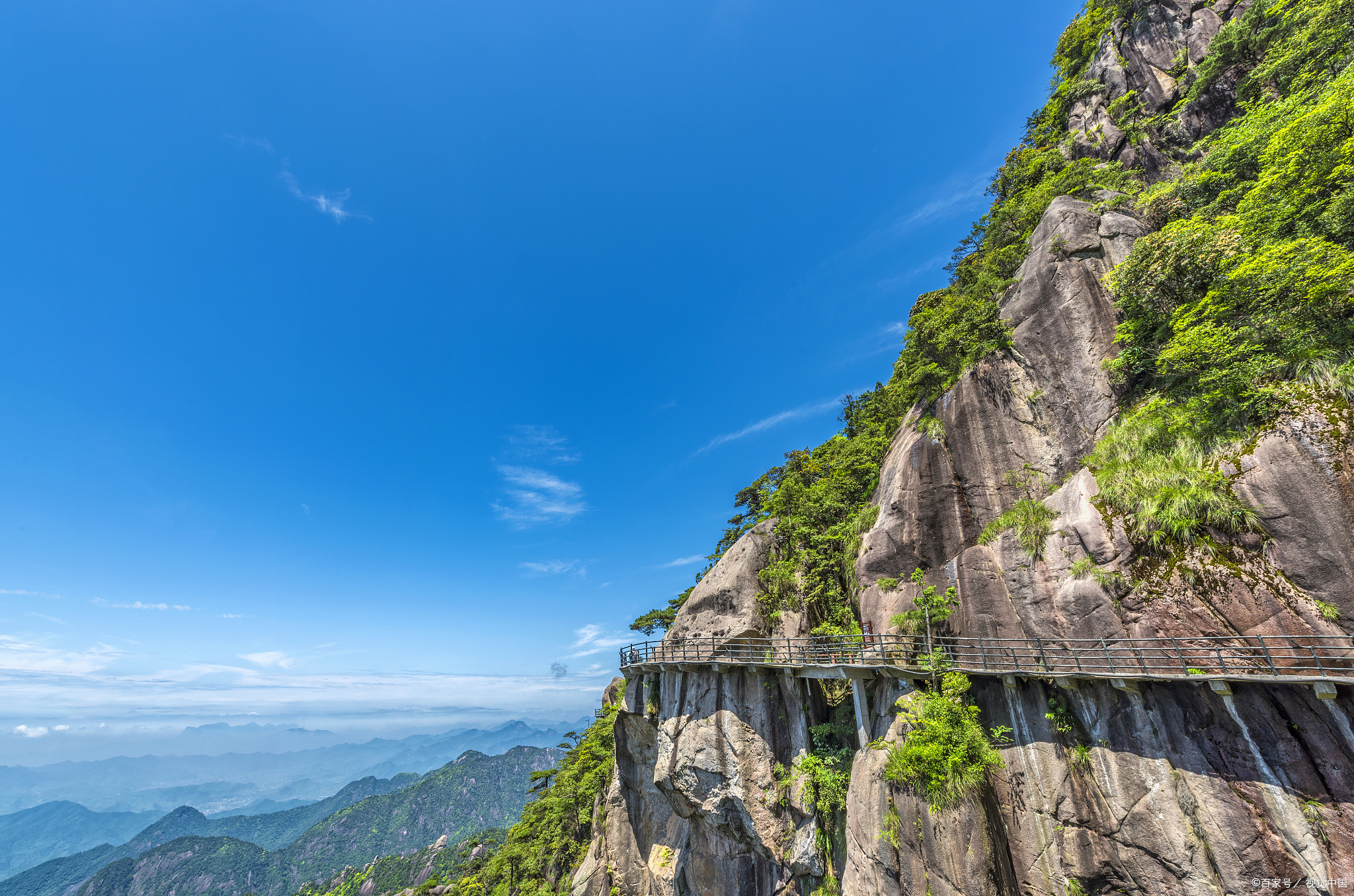 黄山,以其壮丽的山川风光,位列于中国五大名山之一,每年都吸引着无数