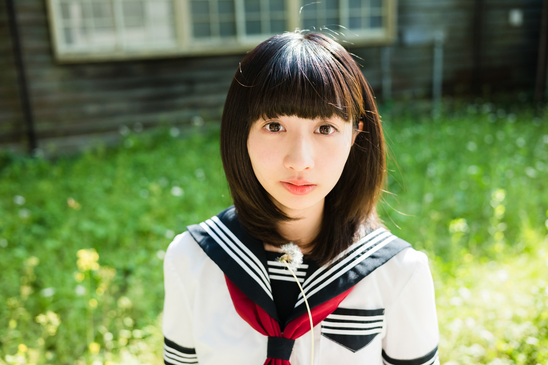 昨晚我在药店,看到一位13岁女孩买了避孕药,我有点惊讶,想了解一下她