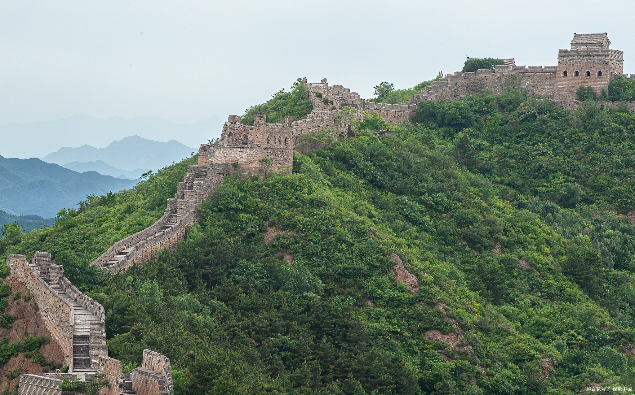 长城仰视图图片