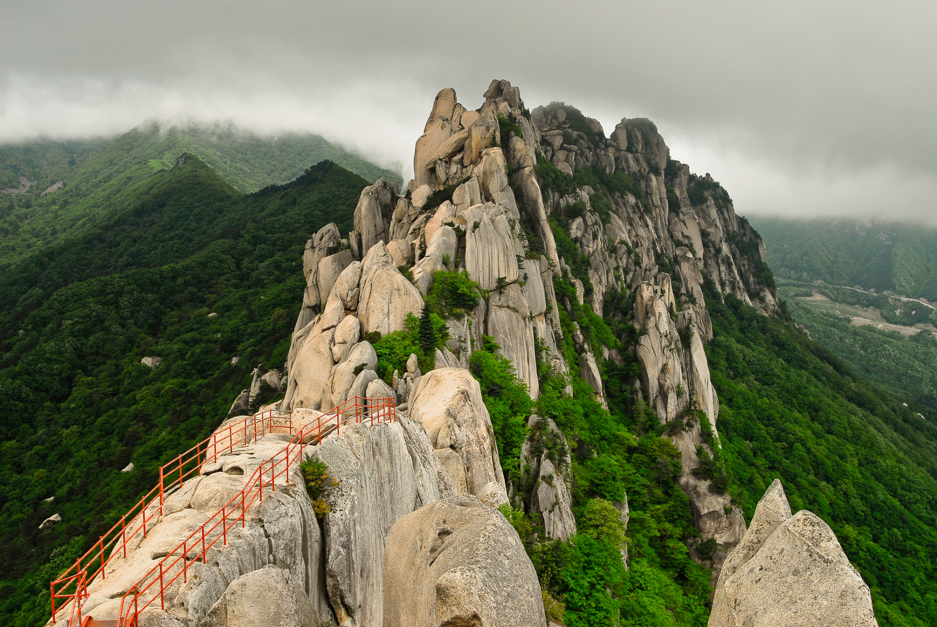 新泰莲花山旅游图片