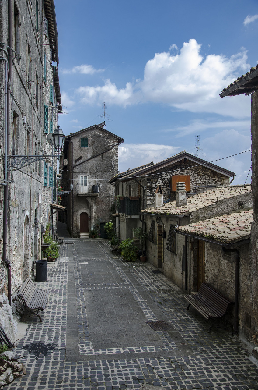 以下是深圳大鹏所城一日游攻略: 1.