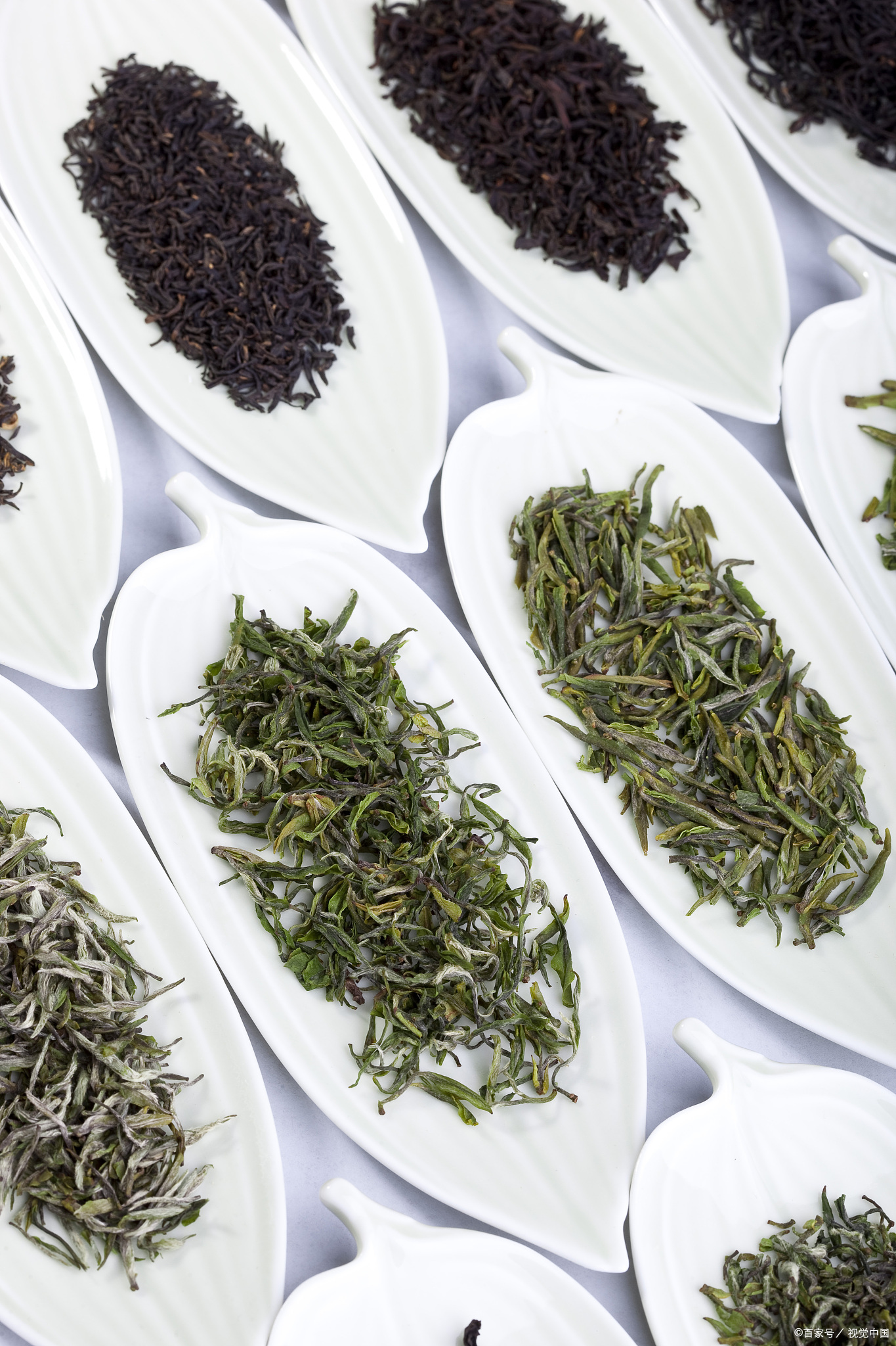 龙井茶是绿茶还是红茶?龙井茶的冲泡方法和水温,这样泡才好喝!