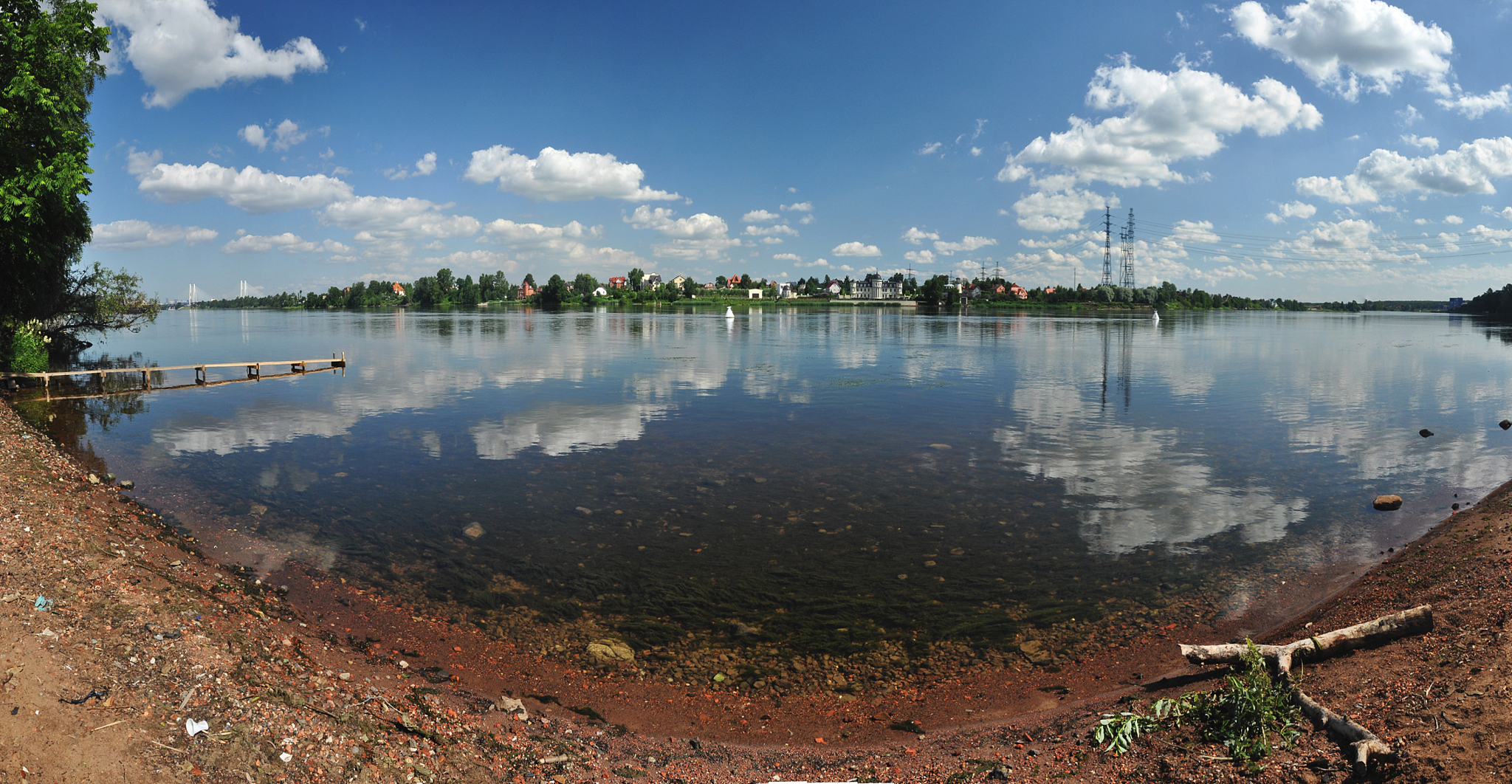 七颗星星闪耀湖面,西乡七星湖美景令人陶醉