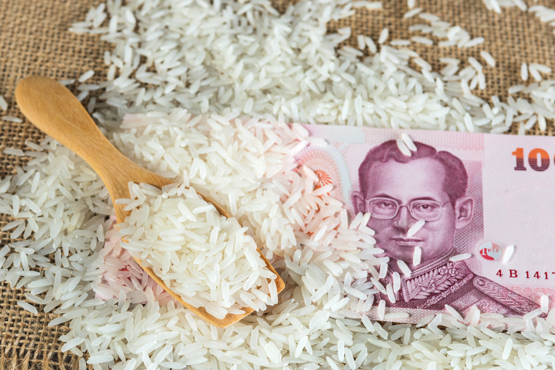 今年泰国大米出口或900万吨# 7月12日消息,泰国大米出口商协会