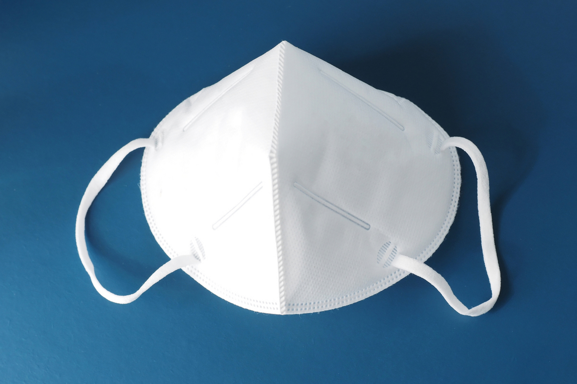 kn95是中国国家标准gb2626-2006对防颗粒物口罩的分类,指对于0.