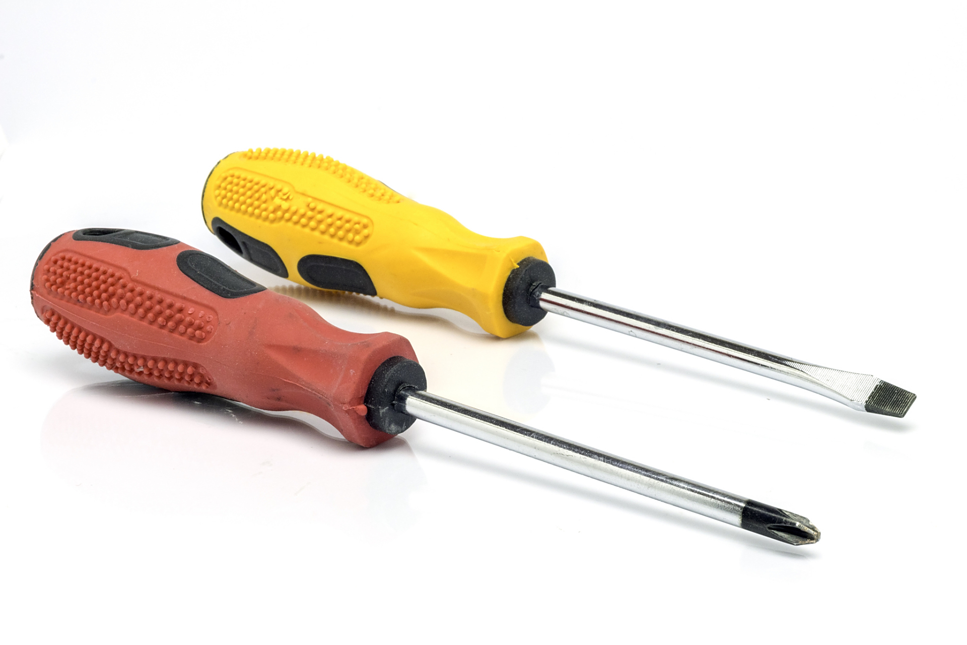 ph1和ph2是两种不同尺寸的十字形螺丝刀头,适用于不同大小的螺丝.