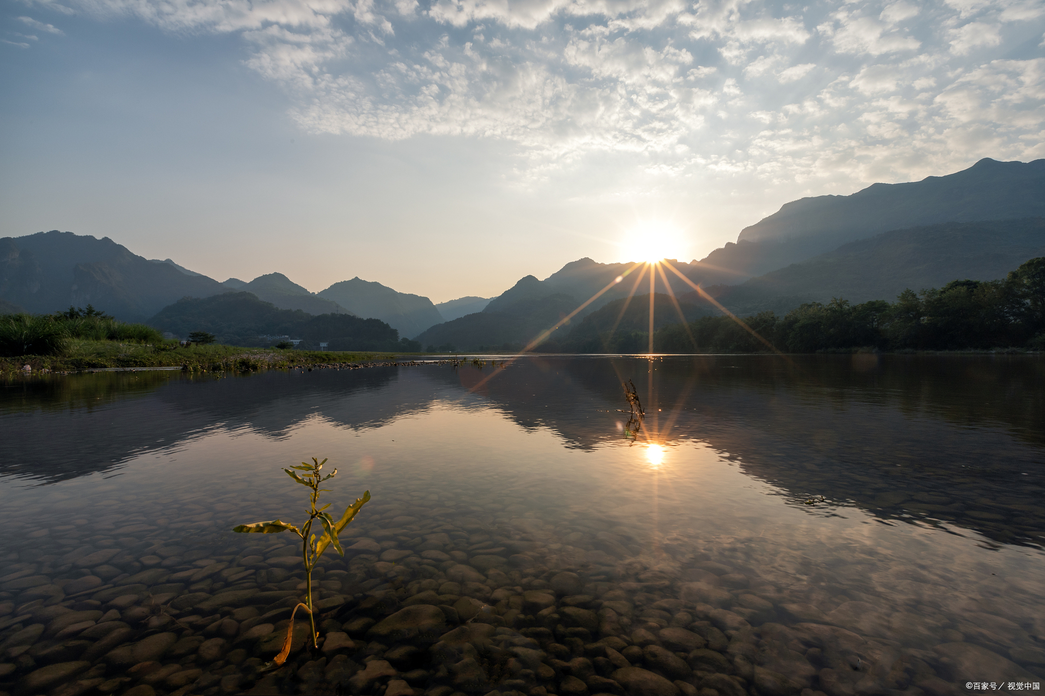 那么温州市两大瑰宝景点——雁荡山与楠溪江绝对不容错过.