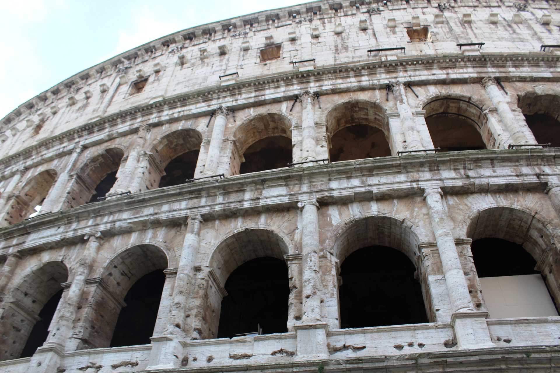古罗马建筑,大气磅礴,独具魅力!石头砖块,拱券穹顶,尽显结构之美.