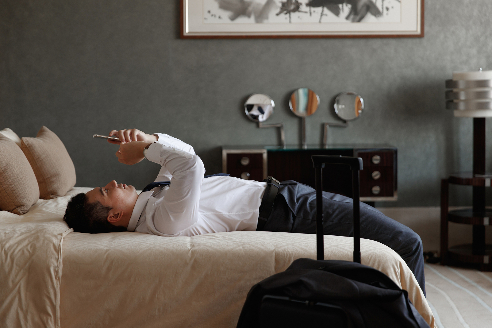 经济压力,社会竞争,就业难,都是他们躺平的原因.