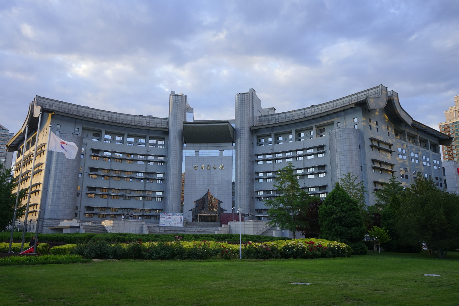 内蒙古大学照片图片