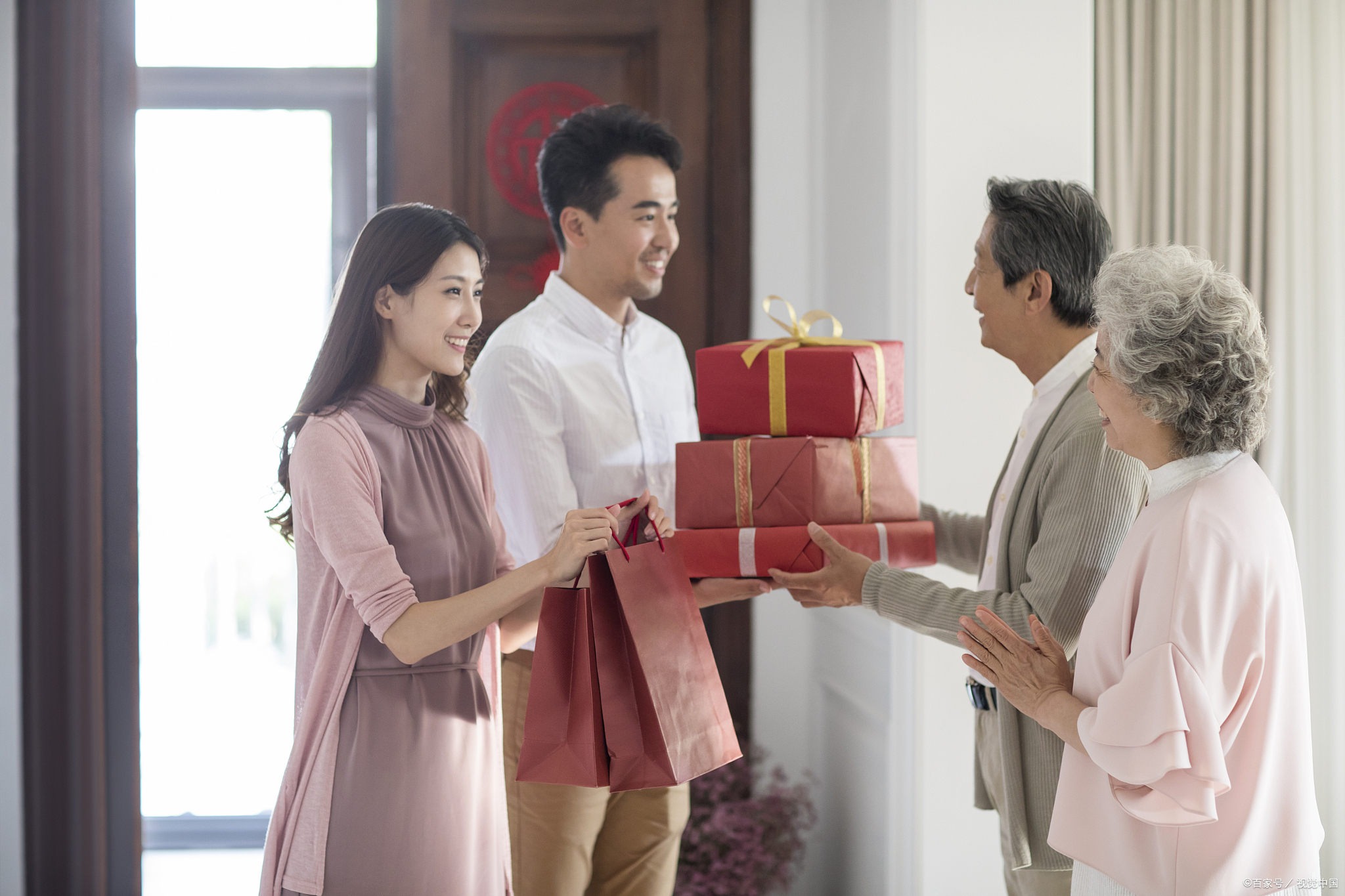 女儿的男朋友上门,该怎么接待?