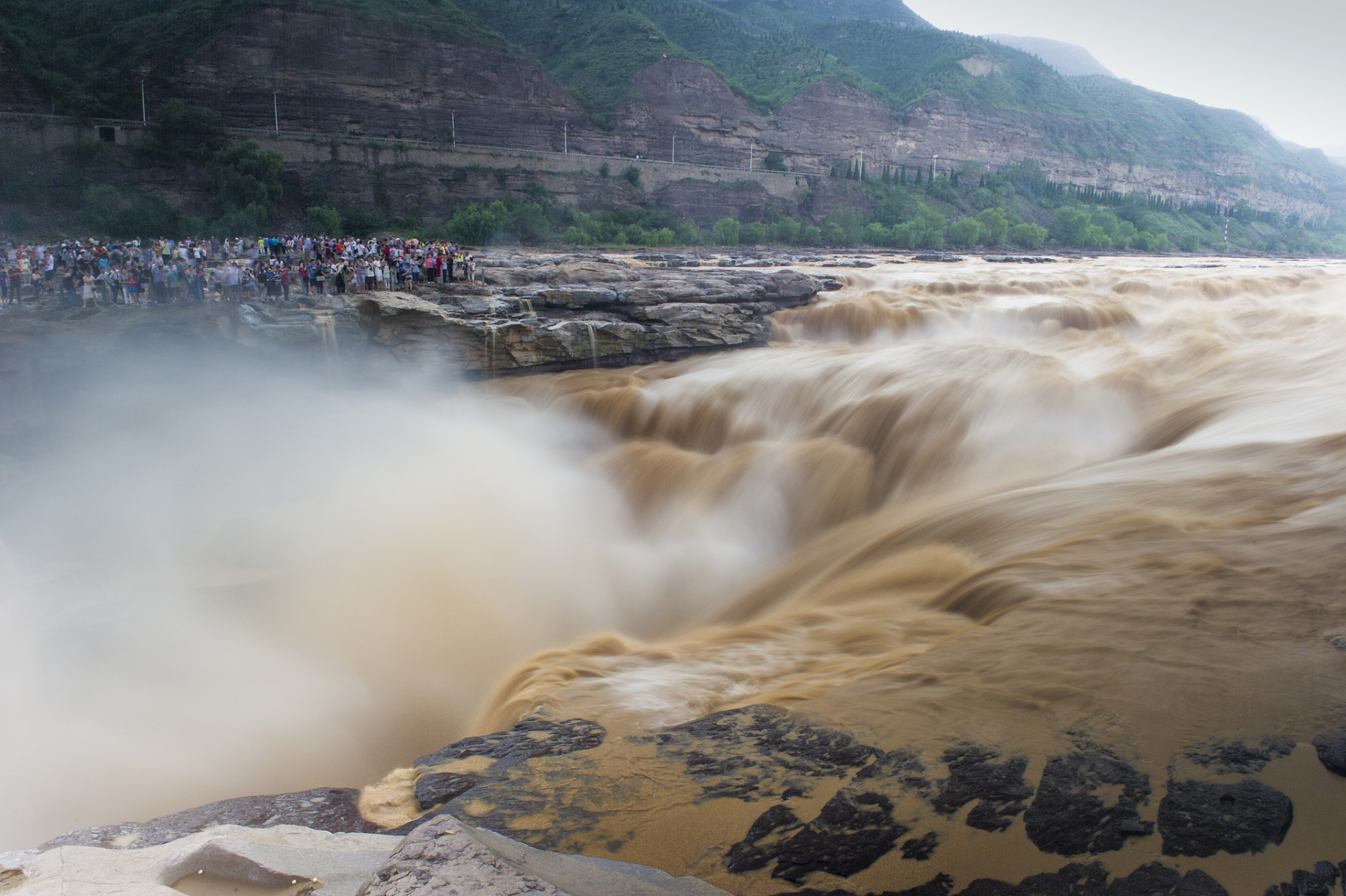 穿越时空的旅行#壶口瀑布,位于黄河的心脏地带,是大自然的一幅壮美