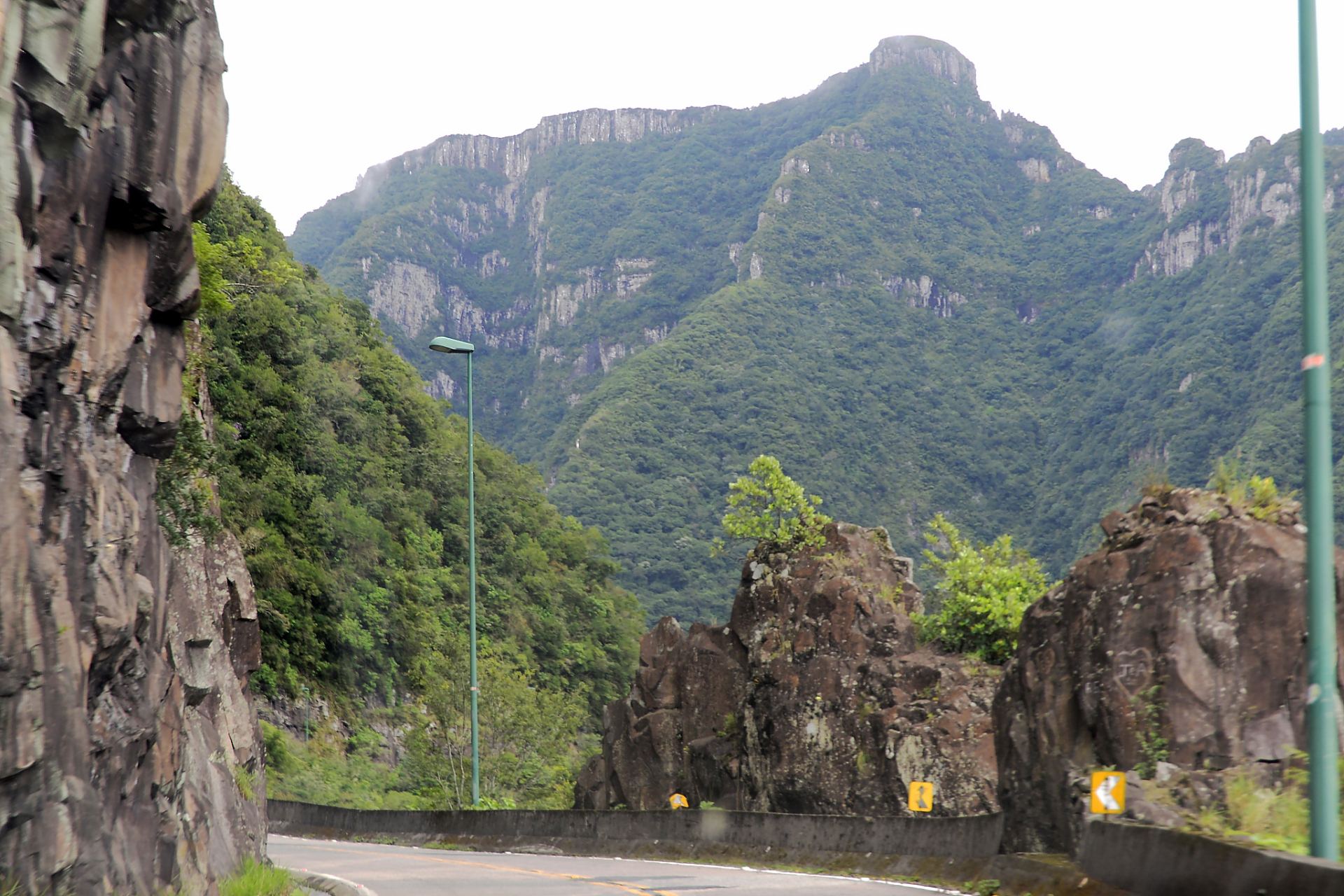 南召五朵山景区图片图片