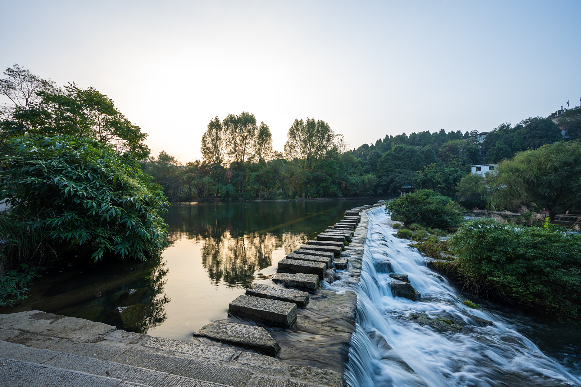 兴安灵渠,与都江堰齐名的秦代水利工程,是中国aaaa级重点文物.