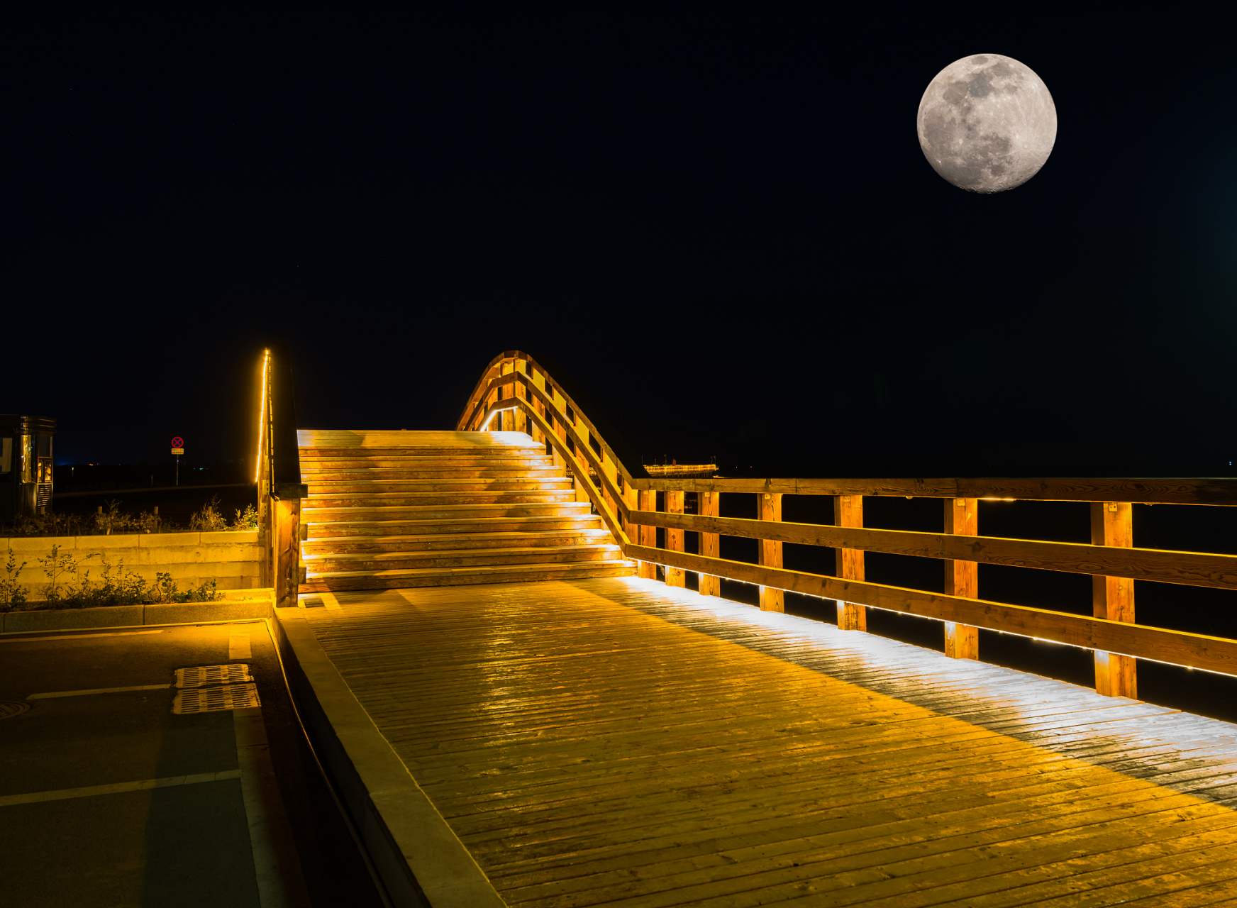 在洛阳的天津桥处, 有一幅画镌刻在我的心上.