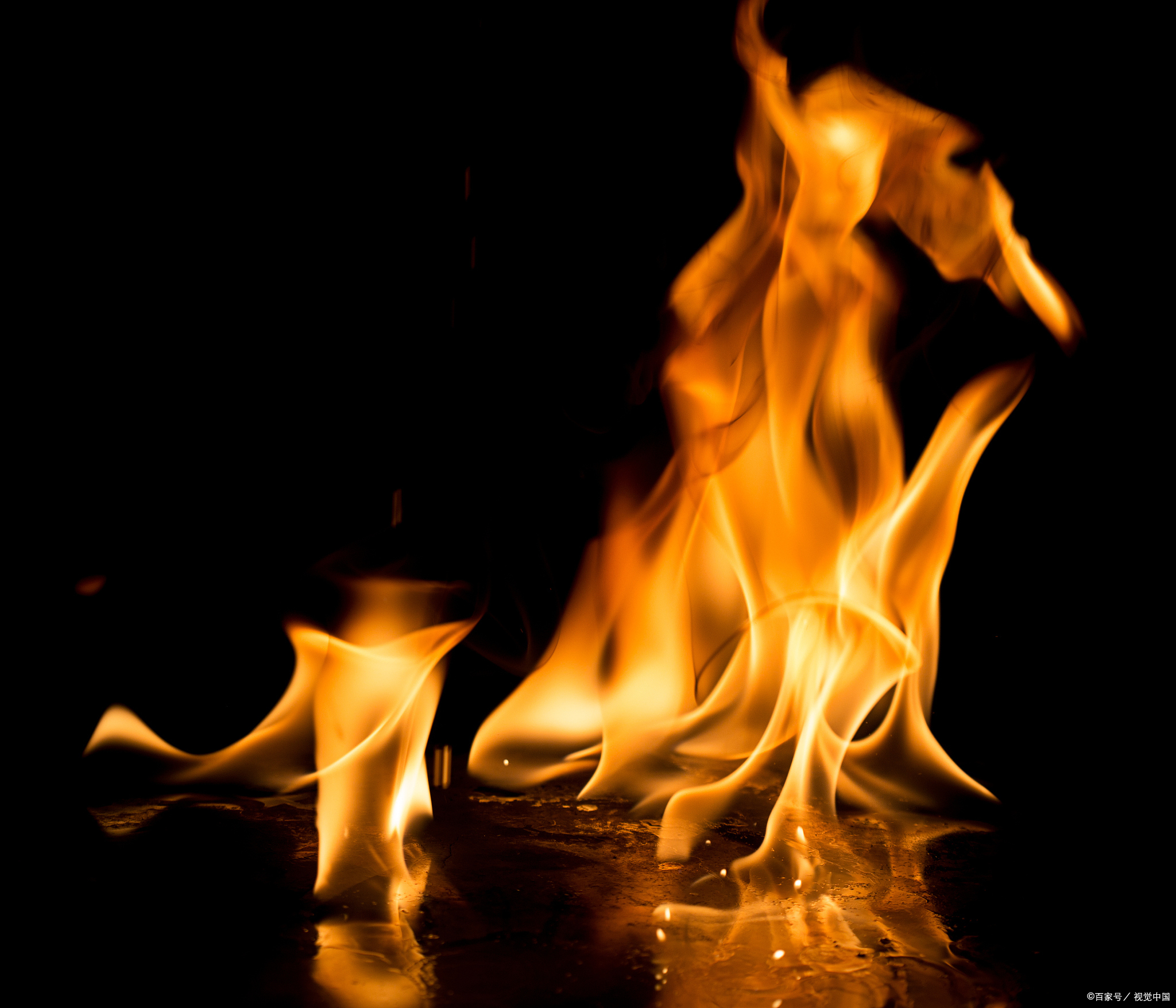 火种起源存在神话与现实两种说法