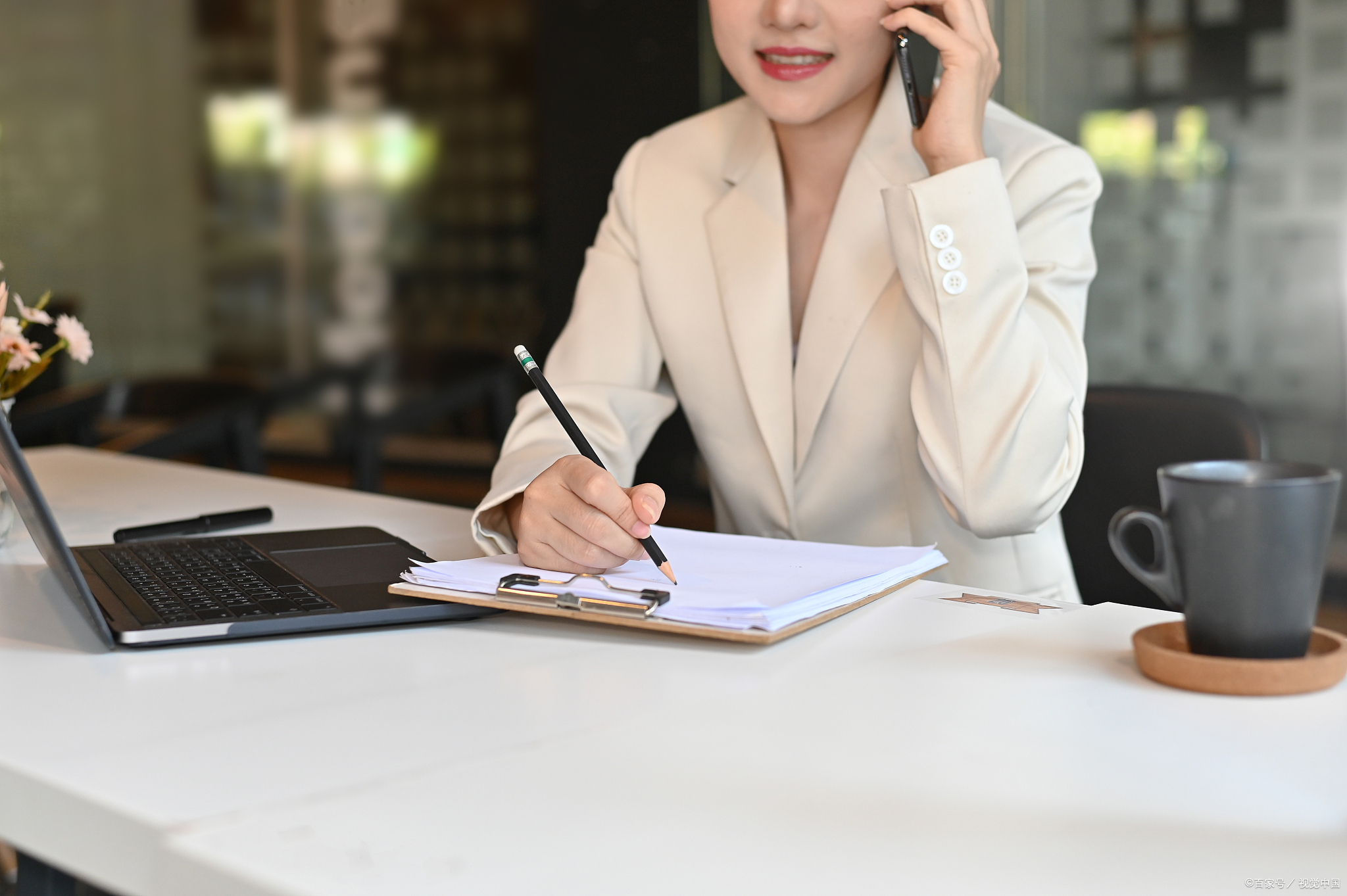 适合50岁女人的岗位有哪些工作(适合50岁女人的岗位有哪些工作呢)