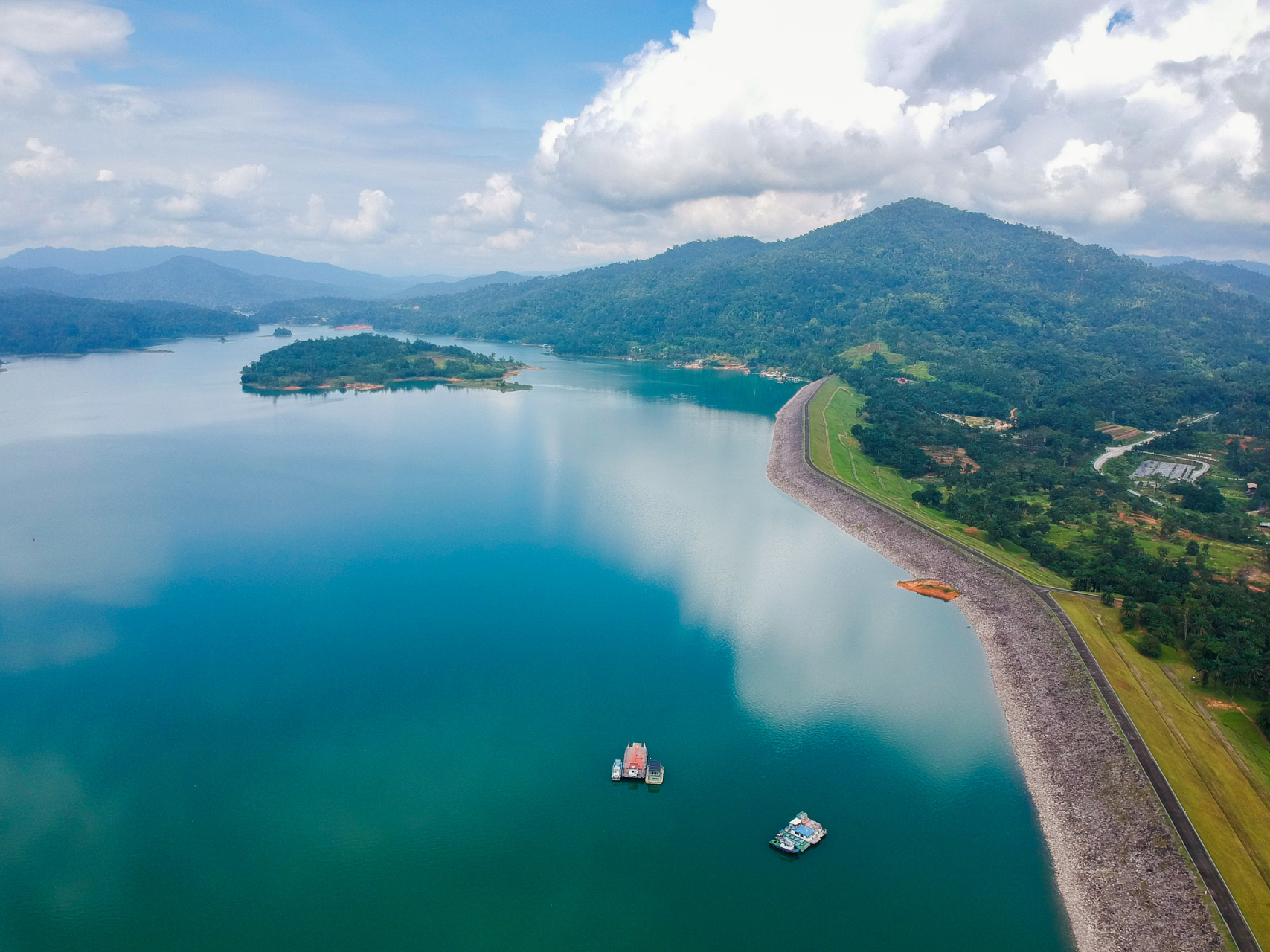 太平湖位于安徽省黄山市黄山区境内,是黄山旅游区的重点风景区之一