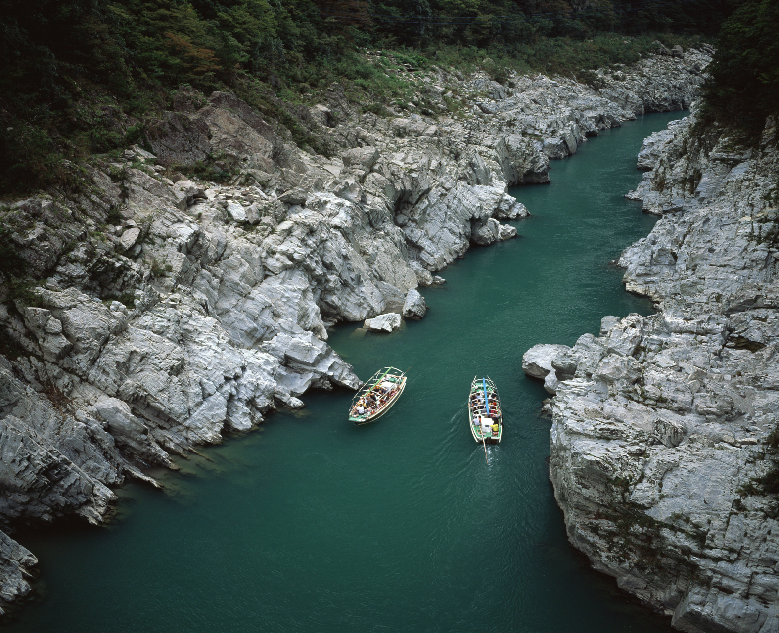 冬日生活挑战赛# 雪野三峡景区位于山东省莱芜市莱城区雪野镇境内是 