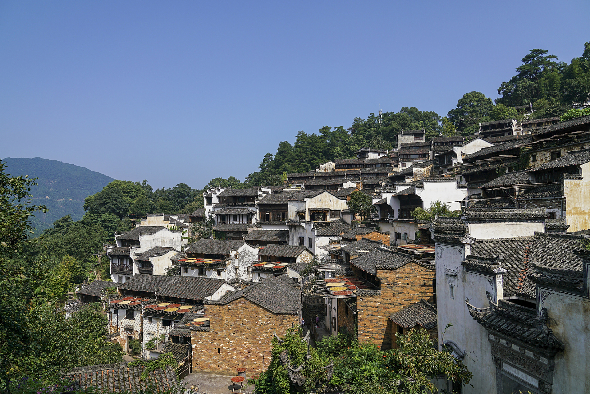 三江两岸滨水游#富春江是浙西地区最具人文底蕴的地方,沿江两岸的