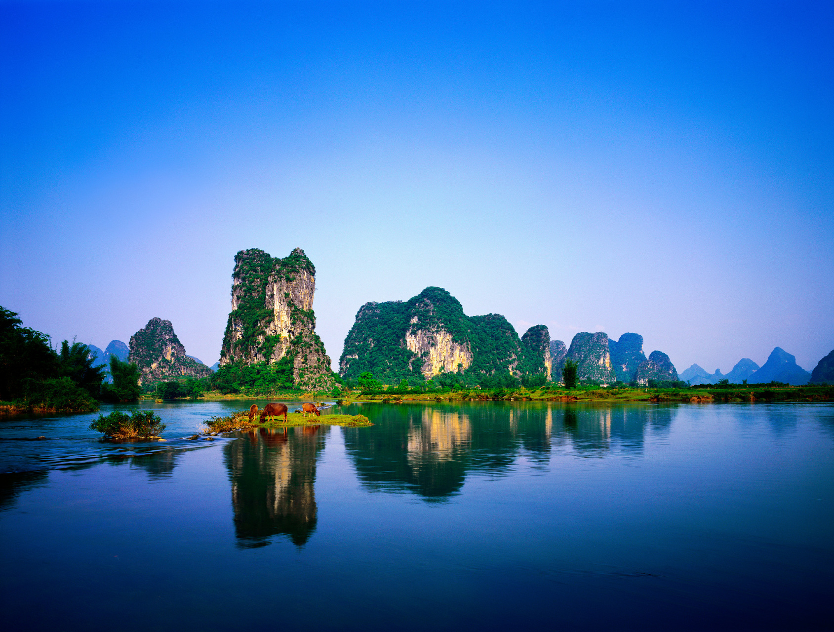 旅游团报名哪个平台好桂林|以下是一些您可以报名桂林旅游团的不错