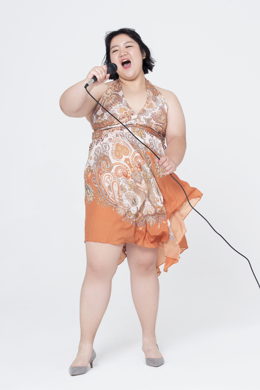 我上的是师范学校,所以班里大部分都是女生,只有一