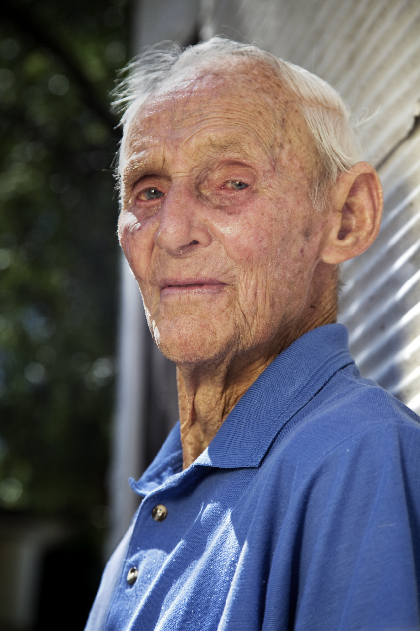 目前已知最长寿的人是法国女性卡洛斯蒂埃,她在1997年去世时享年122岁