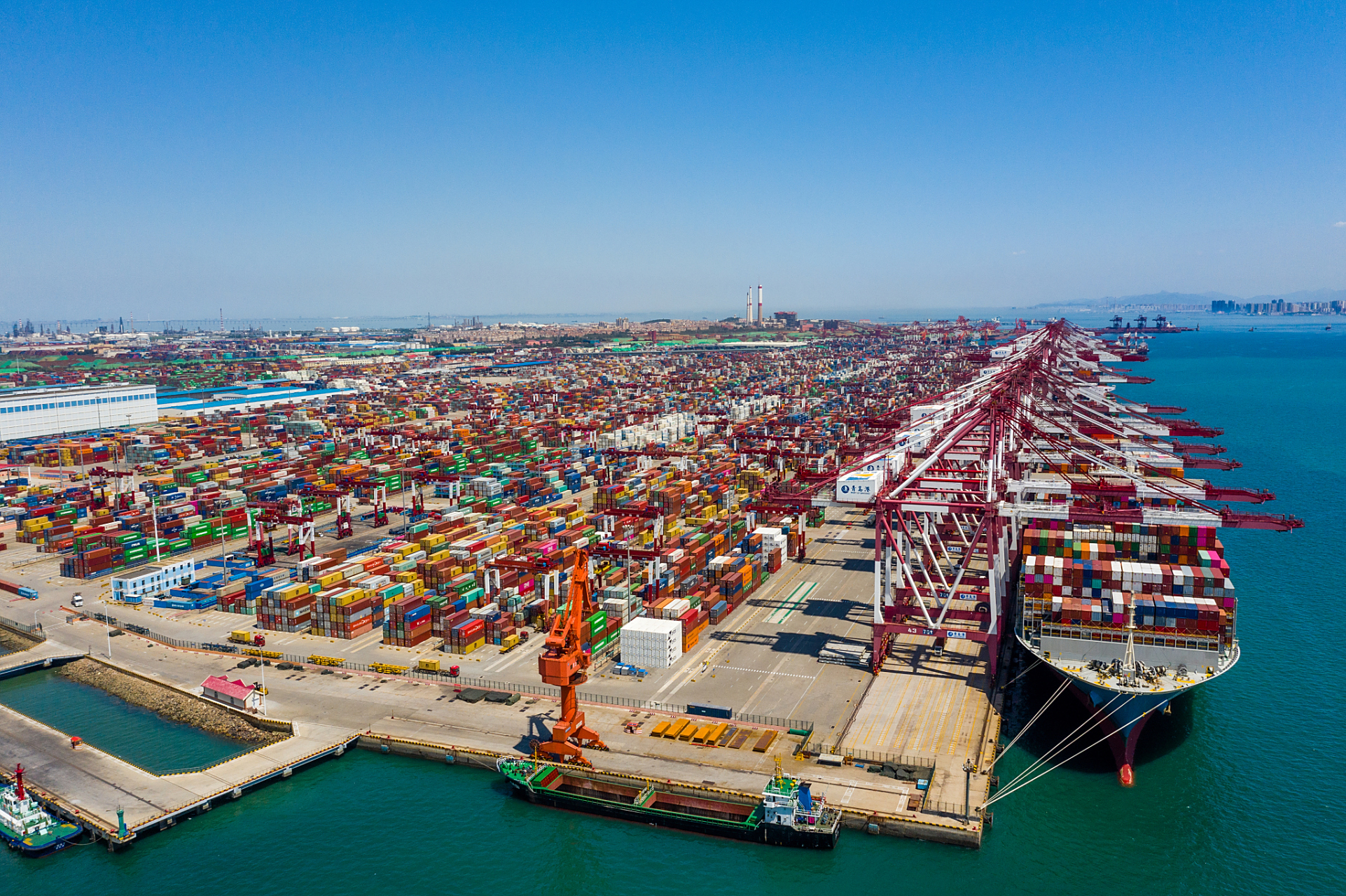 其历史最早可追溯到隋朝,目前是中国吞吐量最大的港口,更是世界第一大