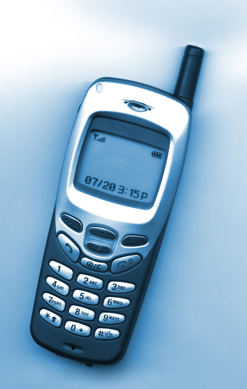 没办法,"小灵通"信号差是因为"先天不足",只是一个时代