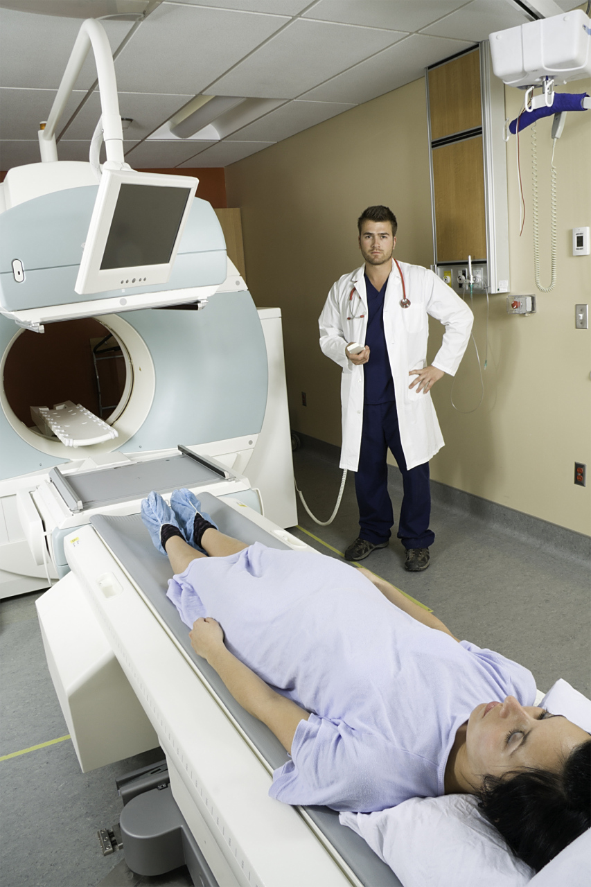 患者在接受放疗时,除了对疗效的期待,更关心的是可能带来的不适.