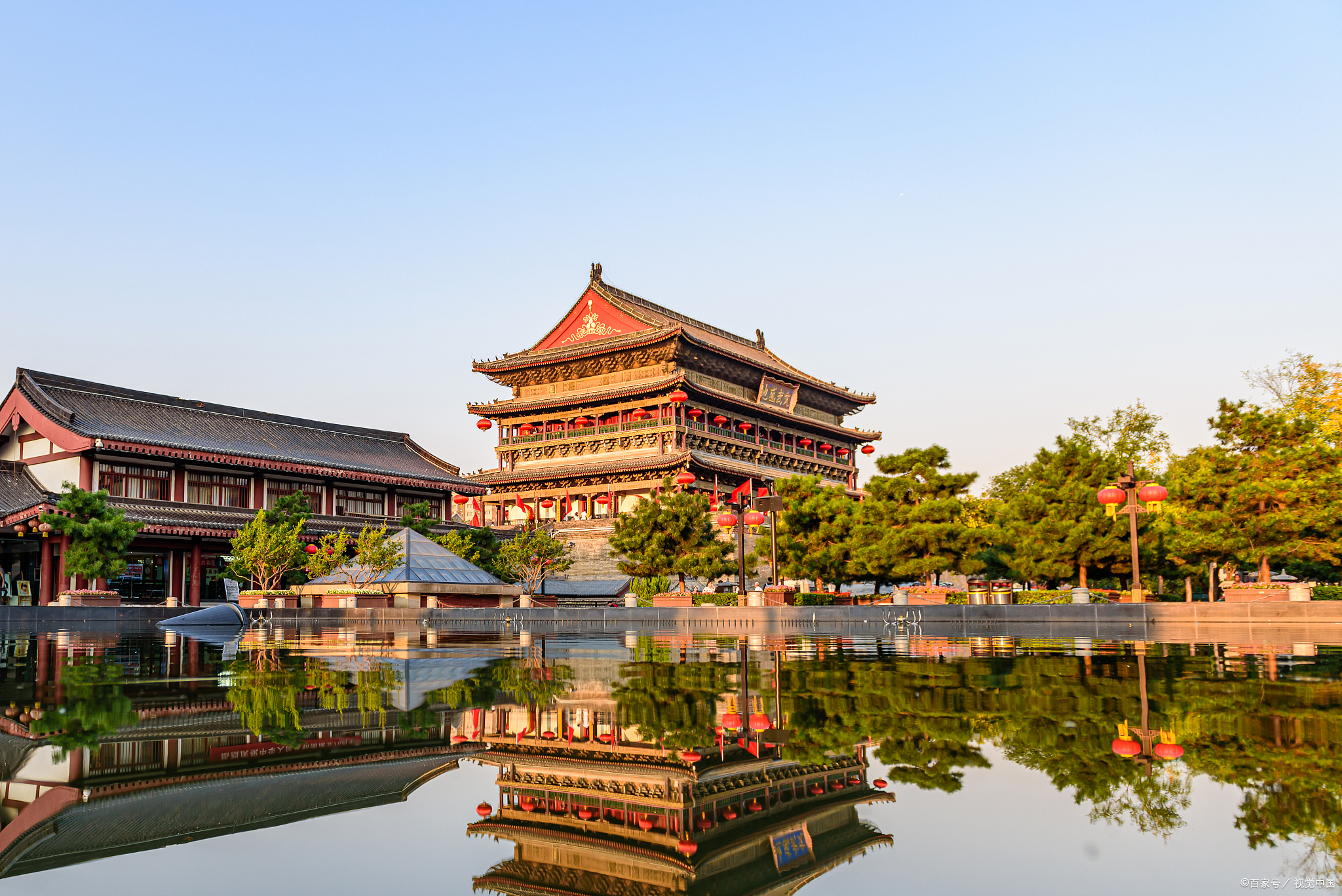 西安,古都也.若开卷之史书,每一页皆载故事与传奇.